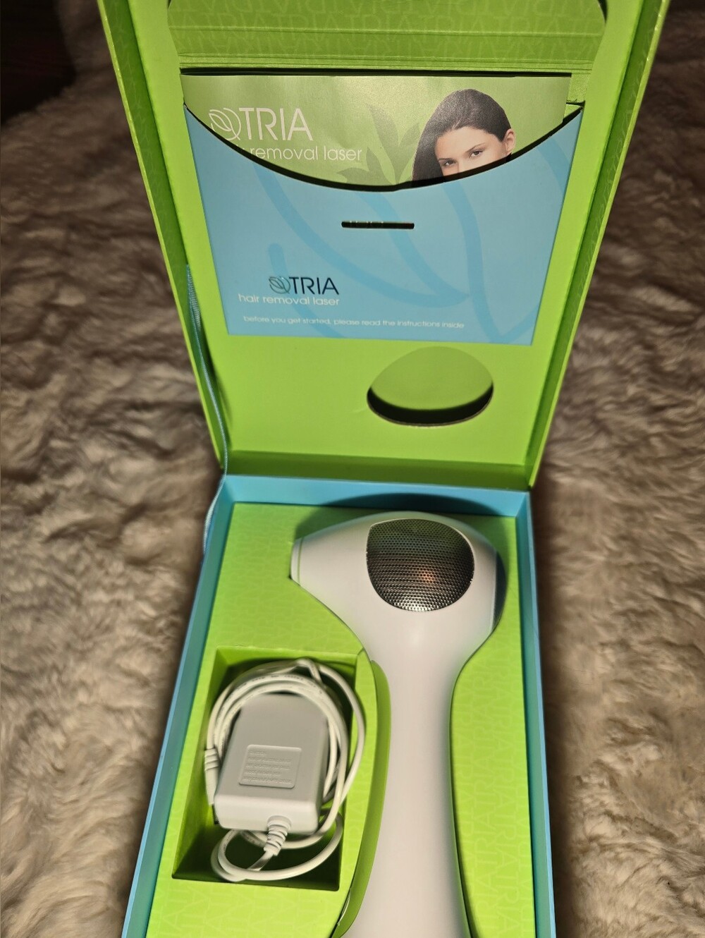 Tria Hair Removal Laser in White - Picture 6 of 8